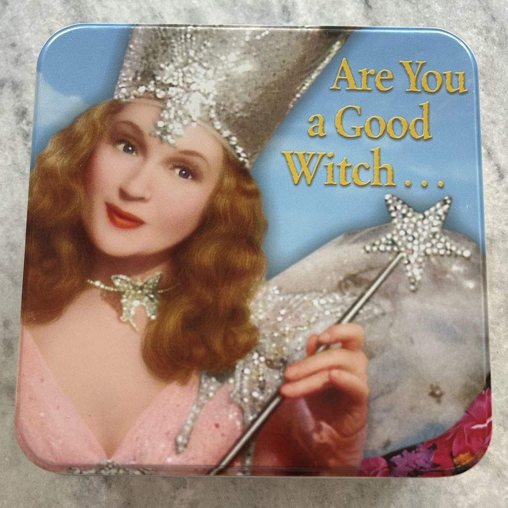 Vandor Wizard of Oz Metal Lunch Tin
